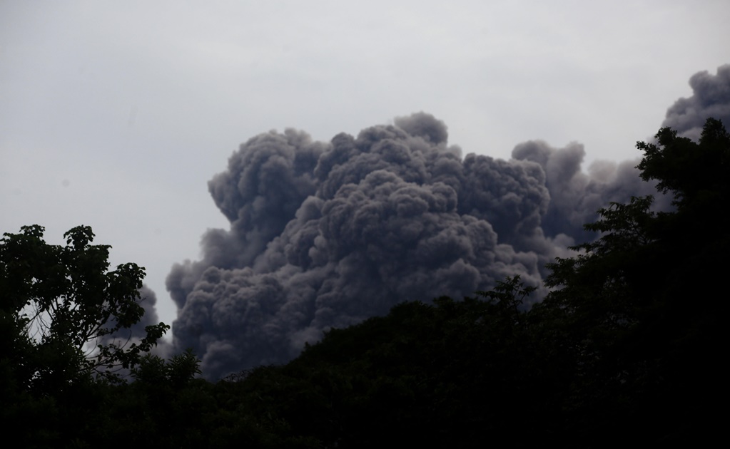 El Volc&aacute;n de Fuego deja casi 300 heridos. / Foto: Esteban Bilba EFE