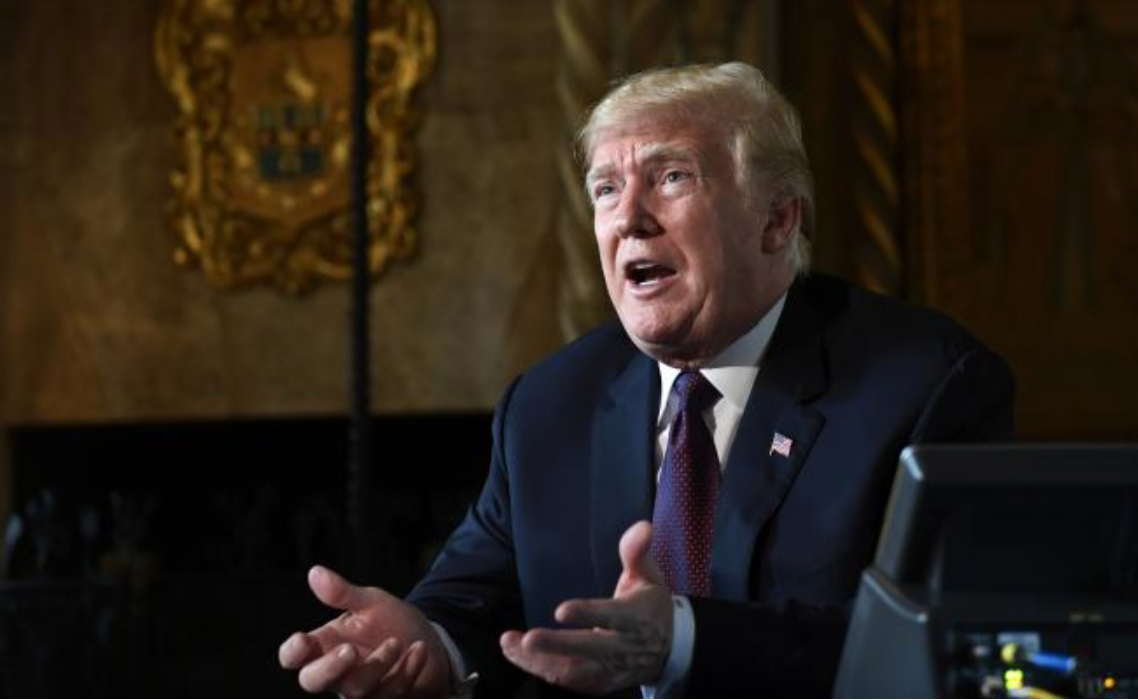 M&eacute;xico deber&iacute;a frenar caravanas migrantes, dice Trump