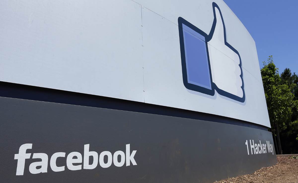 Dos altos ejecutivos abandonan Facebook