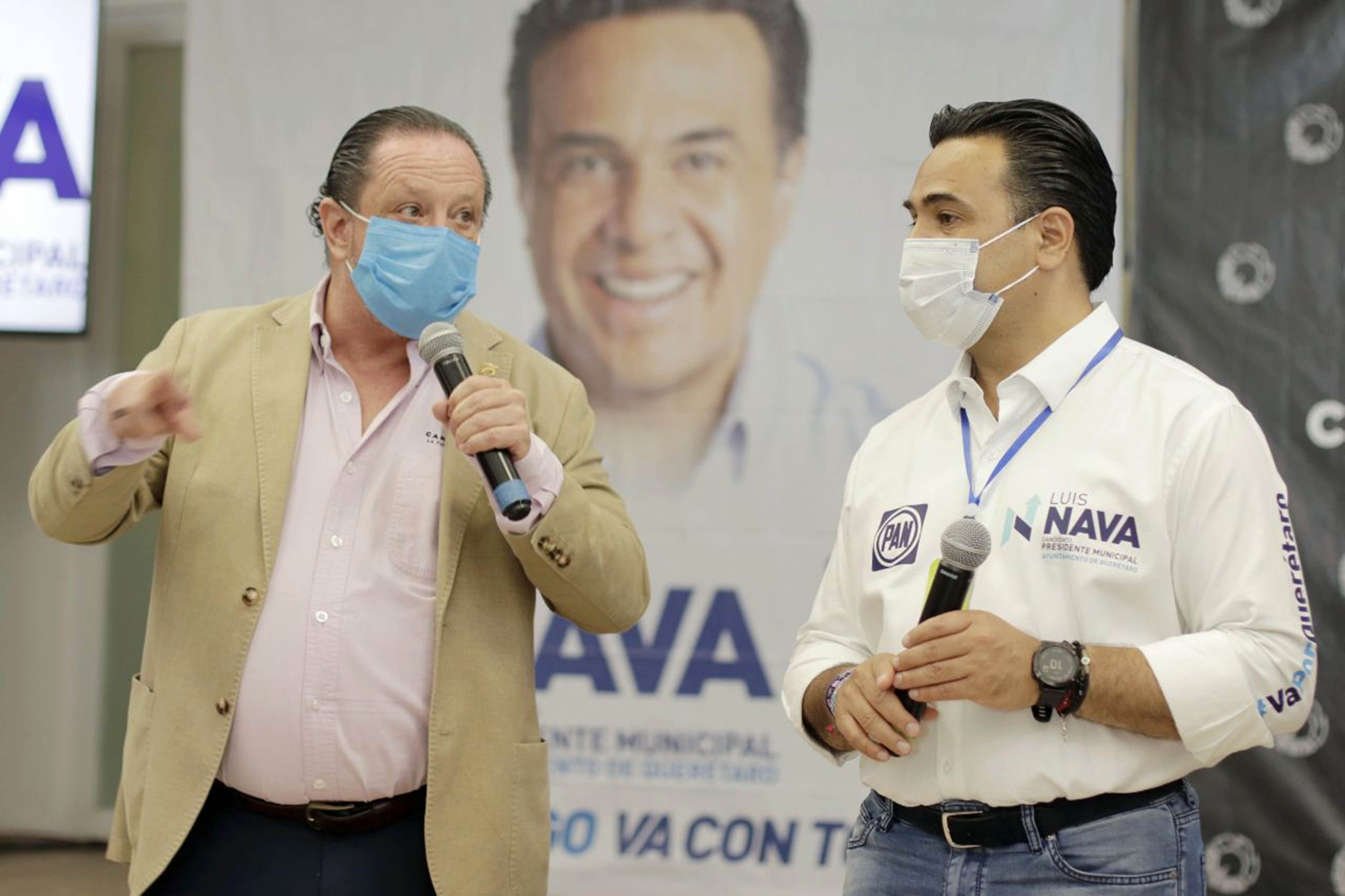 Luis Nava promete apoyo a mam&aacute;s trabajadoras