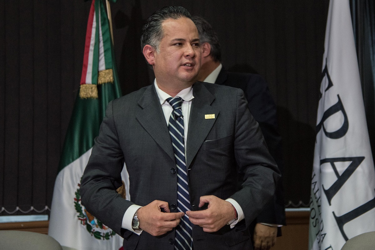 Santiago Nieto Castillo podr&iacute;a incorporarse al gabinete de Mauricio Kuri