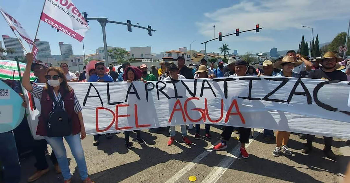 &quot;Morenistas tambi&eacute;n protestan contra la Ley de Aguas en Quer&eacute;taro&quot;