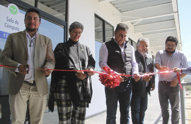 La UAQ inaugura centro de tecnolog&iacute;a en Tequisquiapan