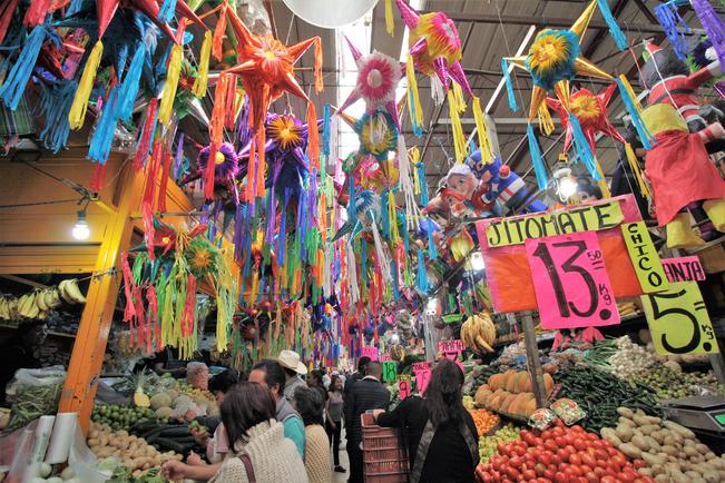 El Mercado Reforma alberga todo tipo de ingredientes necesarios para crear los manjares que deleitar&aacute;n a  familias en Nochebuena