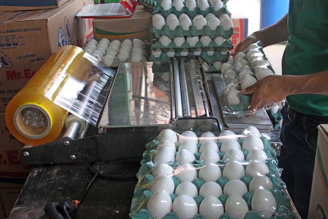 Por Covid-19, kilo de huevo sube de 24 a 30 pesos